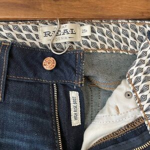 Ariat High Rise Bootcut Size 25R